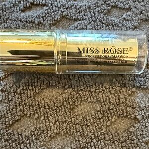 Miss Rose Professional makeup Foundation & Concealer Stick 01